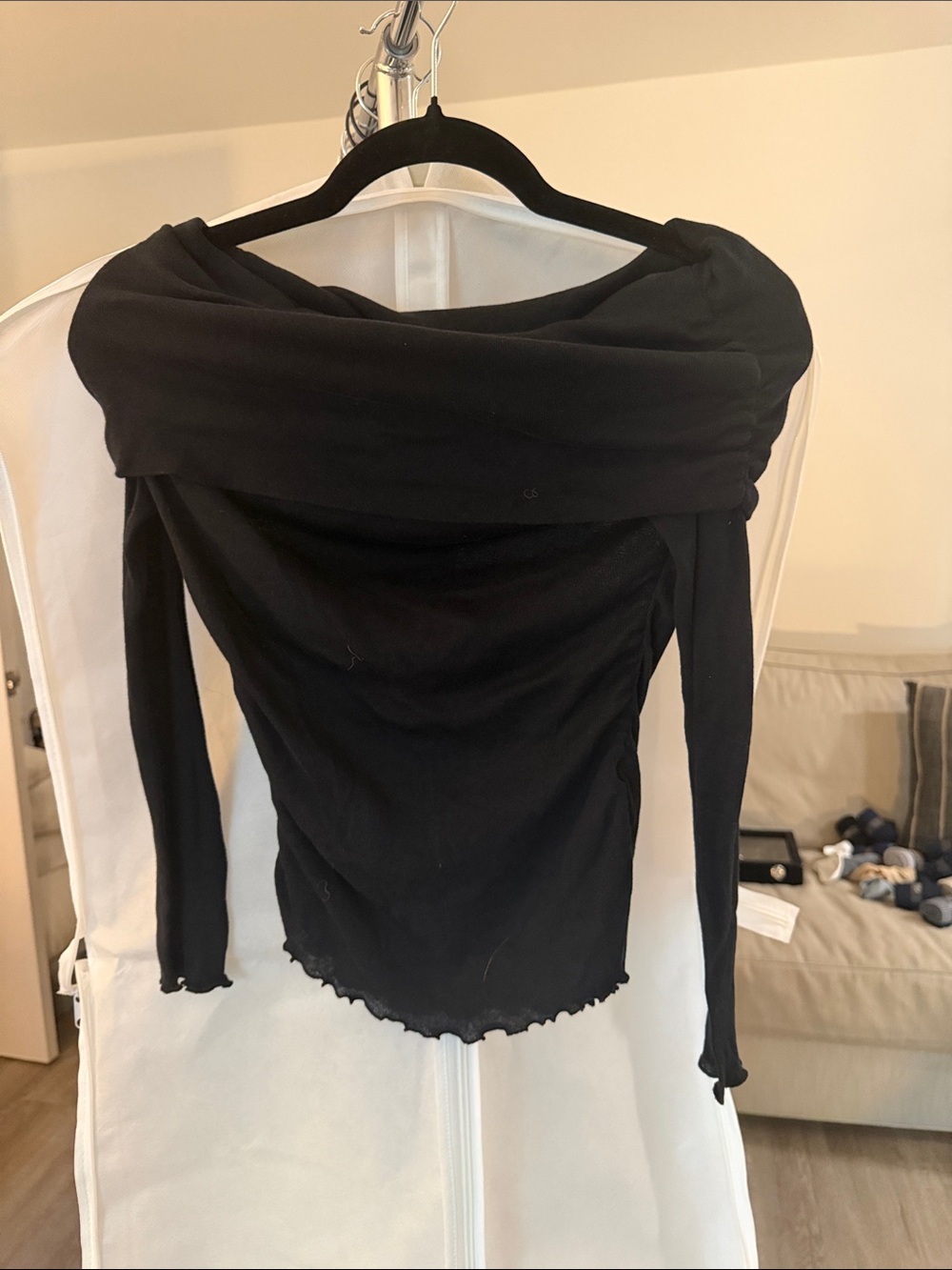 Zara Black Off-Shoulder Long Sleeve Top